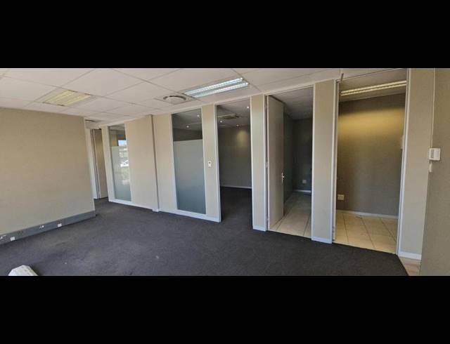 BUSINESS PROPERTY TO RENT IN CARLSWALD